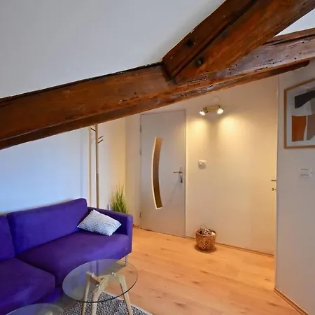 Brand New Centre Apartamento